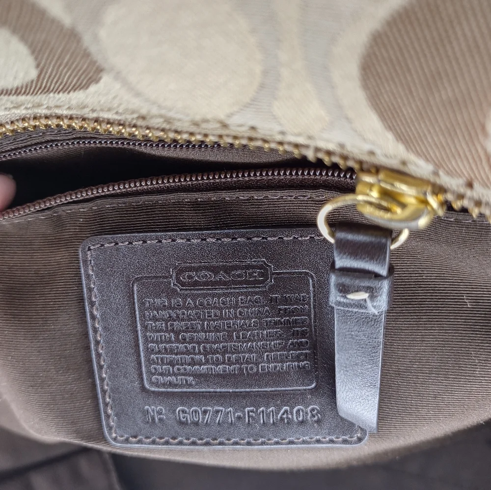 Golden Coach patchwork handbag. - Picture 8 of 8